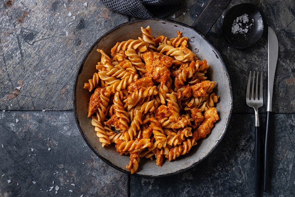 Sos pomidorowy z tuńczykiem, sycylijskie pomidory, pesto trapanese
